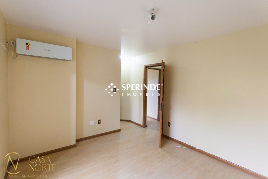 Casa à venda com 3 quartos, 126m², 2 suítes, 1 vaga, Rua Monte Alegre no bairro Jardim Floresta em Porto Alegre