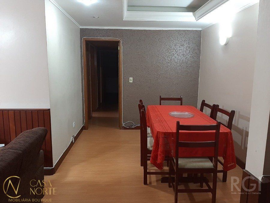 Apartamento à venda com 3 quartos, 103m², 1 suíte, 1 vaga, Rua General Souza Doca no bairro Petrópolis em Porto Alegre