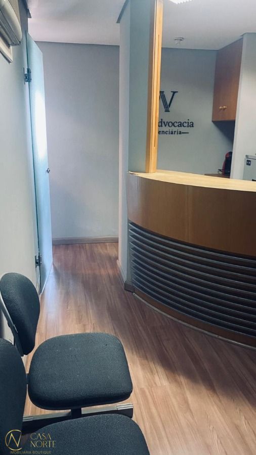 Sala Comercial à venda , 33m², Avenida Assis Brasil no bairro Passo da Areia em Porto Alegre