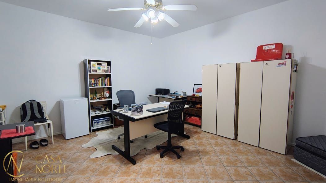 Sala Comercial à venda com 1 quarto, 25m², Avenida João Wallig no bairro Passo da Areia em Porto Alegre