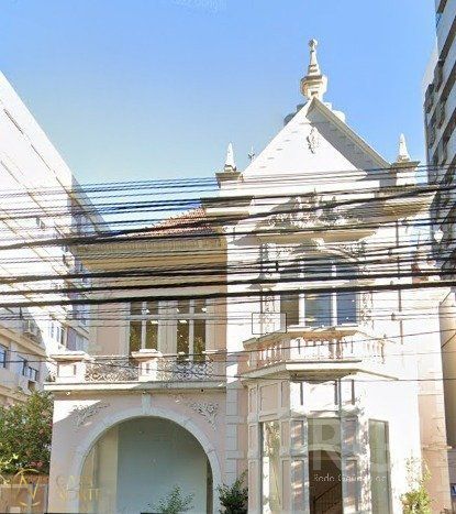 Casa à venda com 5 quartos, 483m², 2 suítes, 10 vagas, Rua Mostardeiro no bairro Moinhos de Vento em Porto Alegre