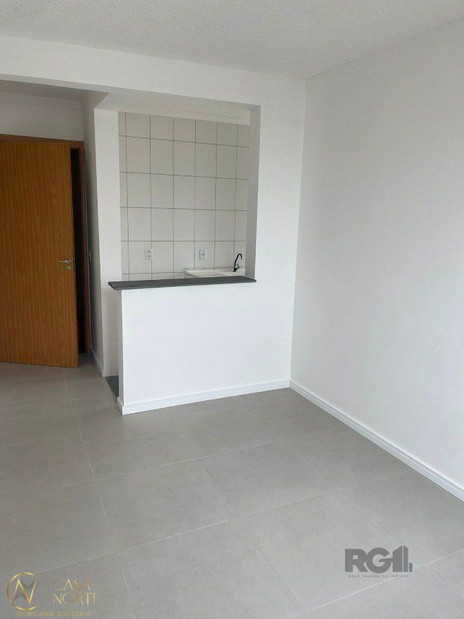 Apartamento à venda com 2 quartos, 40m², 1 vaga, Avenida Juscelino Kubitschek de Oliveira no bairro Jardim Leopoldina em Porto Alegre