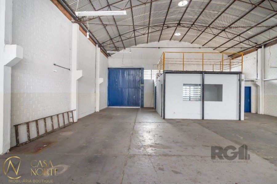 Pavilhão à venda , 300m², Rua Barão do Amazonas no bairro Petrópolis em Porto Alegre