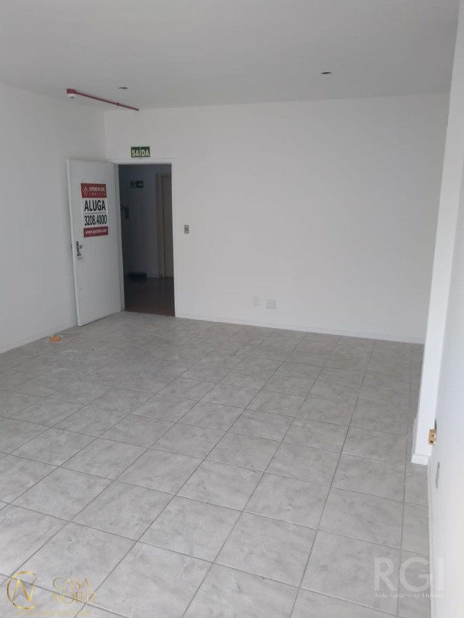 Sala Comercial à venda , 31m², Rua Domingos Rubbo no bairro Cristo Redentor em Porto Alegre