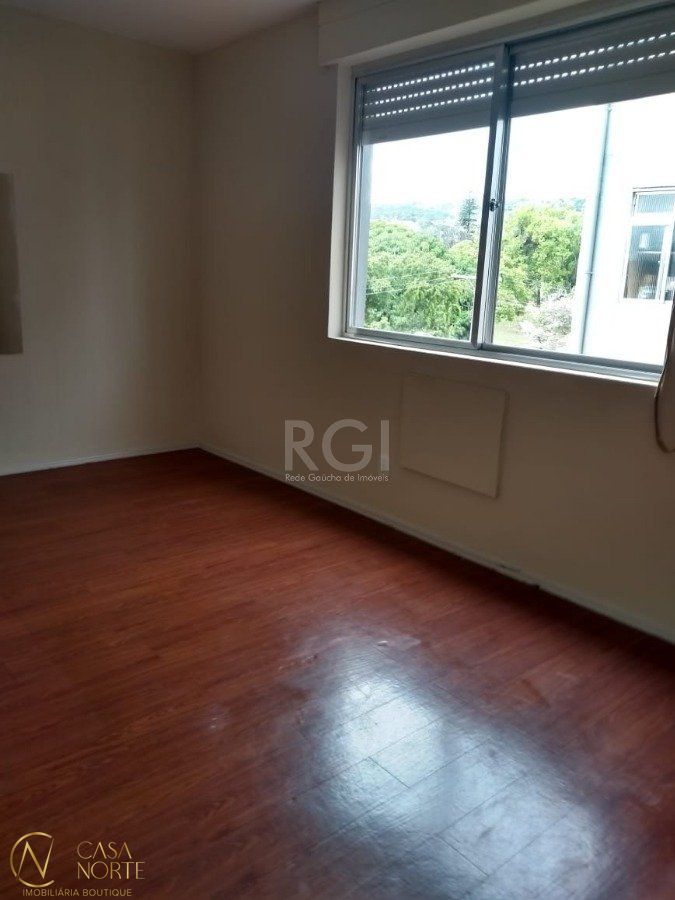 Apartamento à venda com 2 quartos, 55m², 1 vaga, Avenida Elias Cirne Lima no bairro Partenon em Porto Alegre
