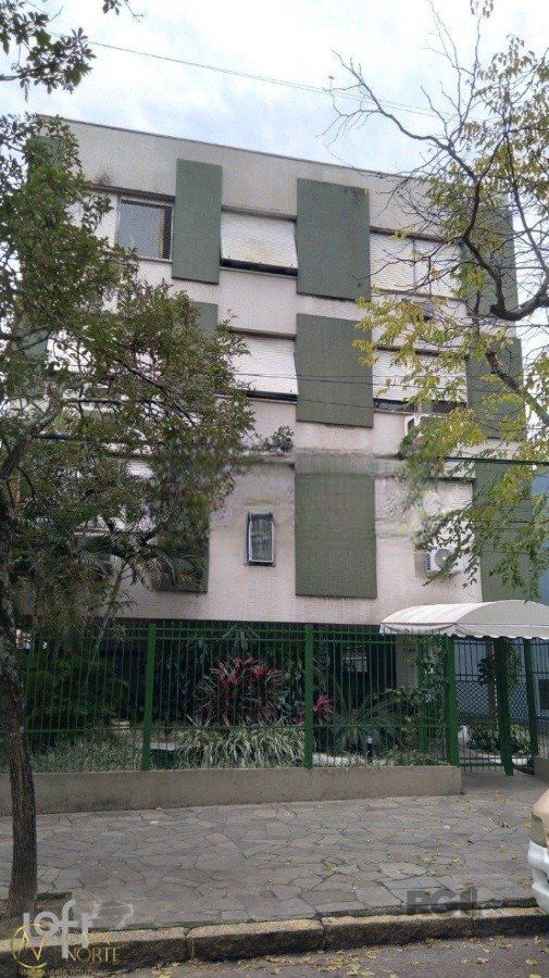 Apartamento à venda com 2 quartos, 88m², 1 vaga, Avenida América no bairro Auxiliadora em Porto Alegre