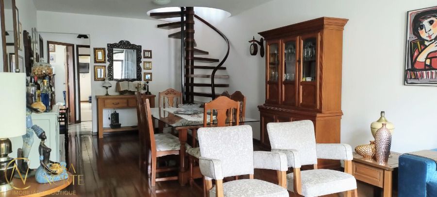 Cobertura à venda com 3 quartos, 235m², 1 suíte, 1 vaga, Rua Coronel Corte Real no bairro Petrópolis em Porto Alegre