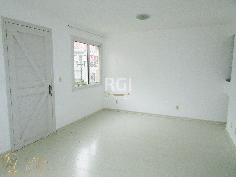 Casa de Condomínio à venda com 3 quartos, 116m², 1 suíte, 2 vagas, Avenida Cai no bairro Cristal em Porto Alegre