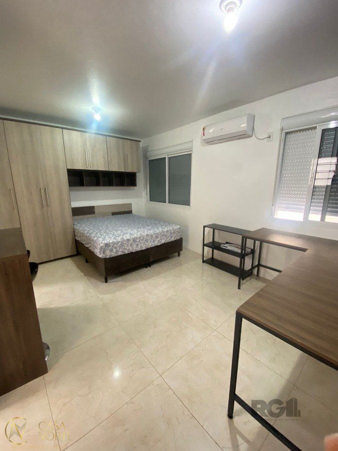 Kitnet à venda com 1 quarto, 30m², 1 suíte, Rua da República no bairro Cidade Baixa em Porto Alegre