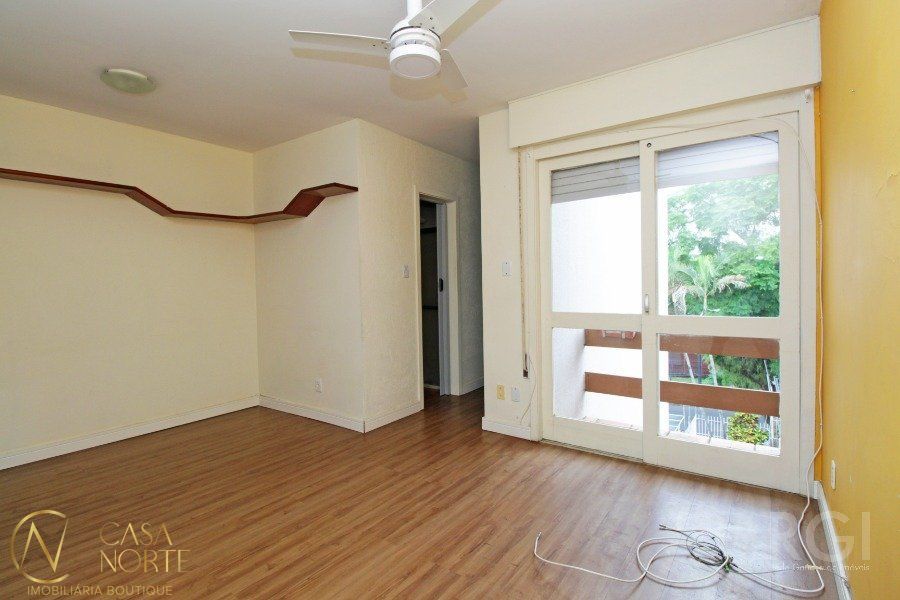 Apartamento à venda com 1 quarto, 47m², 1 vaga, Rua Guilherme Schell no bairro Santo Antônio em Porto Alegre