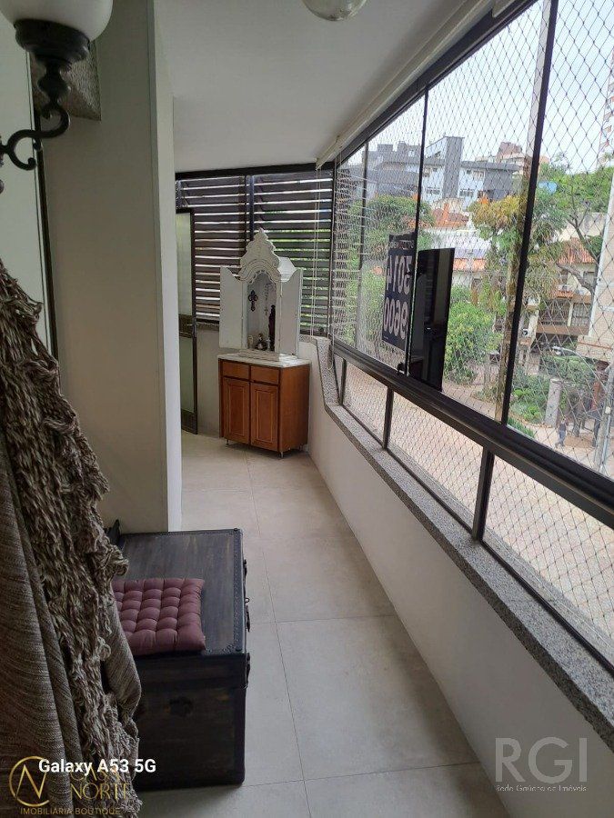 Cobertura à venda com 3 quartos, 287m², 1 suíte, 4 vagas, Rua Doutor Tauphick Saadi no bairro Bela Vista em Porto Alegre