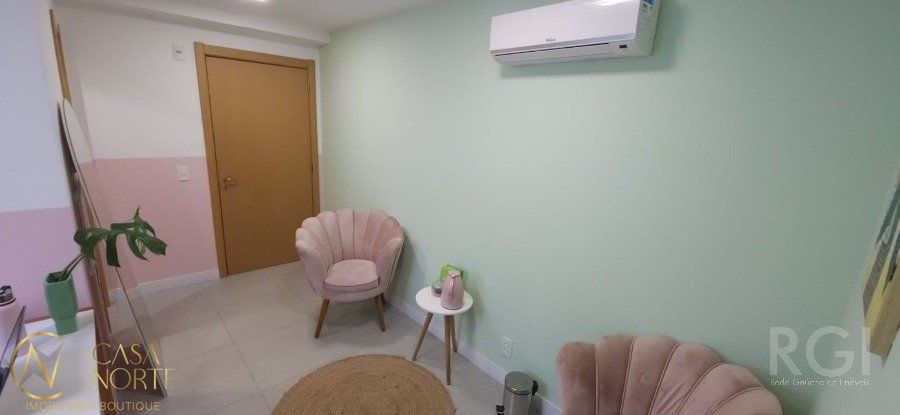 Sala Comercial à venda , 32m², Rua Gomes Jardim no bairro Santana em Porto Alegre