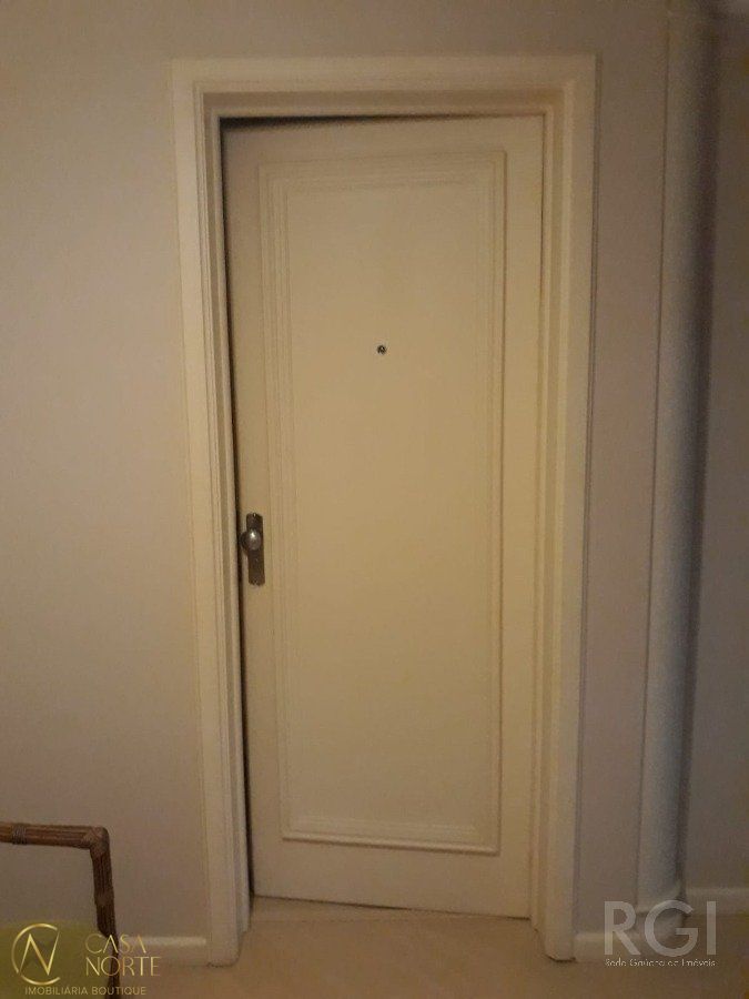 Sala Comercial à venda com 1 quarto, 27m², Rua Dom Pedro II no bairro São João em Porto Alegre