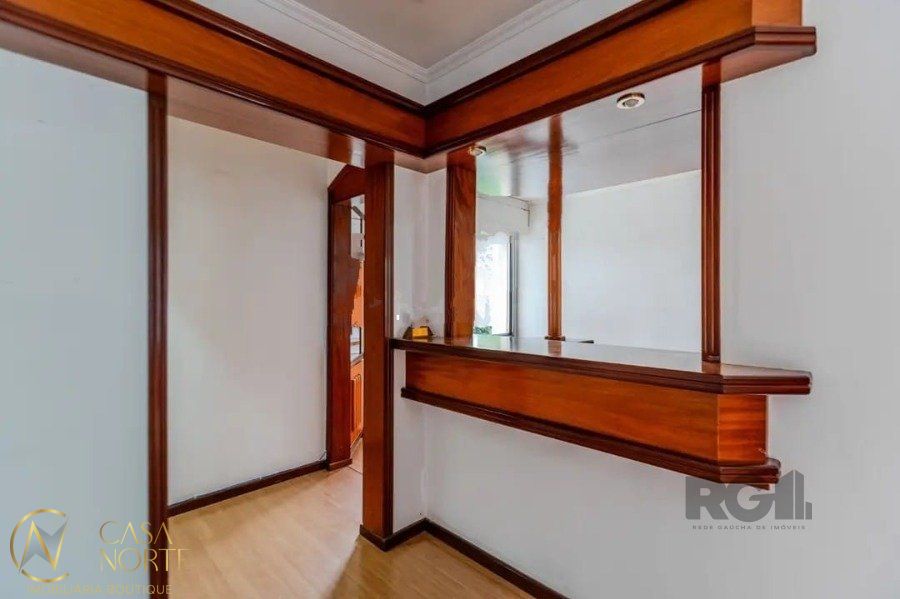 Apartamento à venda com 3 quartos, 94m², 1 suíte, 2 vagas, Avenida Plínio Brasil Milano no bairro Higienópolis em Porto Alegre