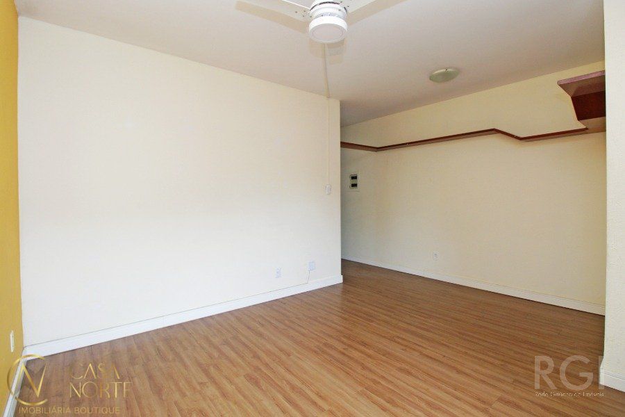Apartamento à venda com 1 quarto, 47m², 1 vaga, Rua Guilherme Schell no bairro Santo Antônio em Porto Alegre