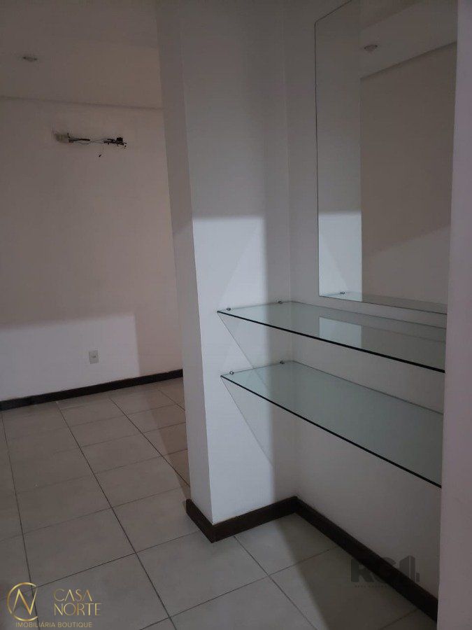 Sala Comercial à venda , 58m², Avenida Benjamin Constant no bairro São João em Porto Alegre