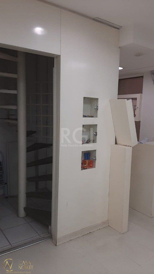 Loja à venda , 26m², Rua Vinte e Quatro de Outubro no bairro Moinhos de Vento em Porto Alegre