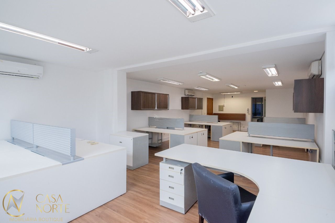 Sala Comercial à venda com 2 quartos, 106m², 3 vagas, Rua Francisco Ferrer no bairro Rio Branco em Porto Alegre