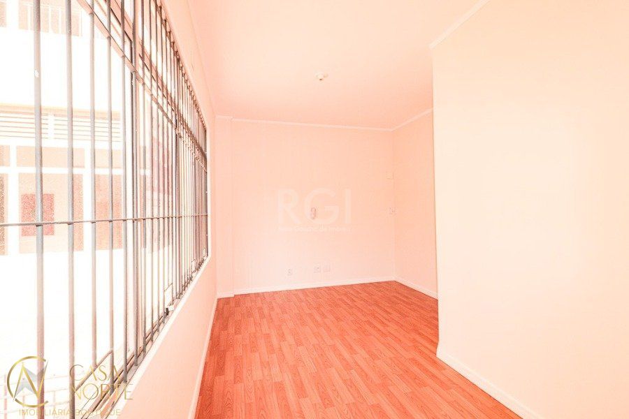 Sala Comercial à venda , 27m², Rua Francisco Ferrer no bairro Rio Branco em Porto Alegre