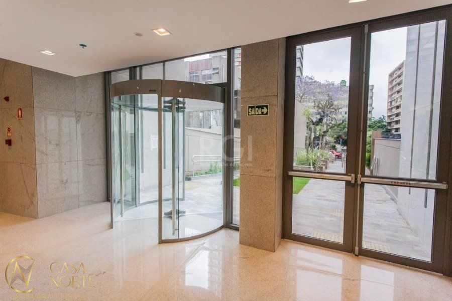 Sala Comercial à venda , 37m², 1 vaga, Avenida Independência no bairro Independência em Porto Alegre