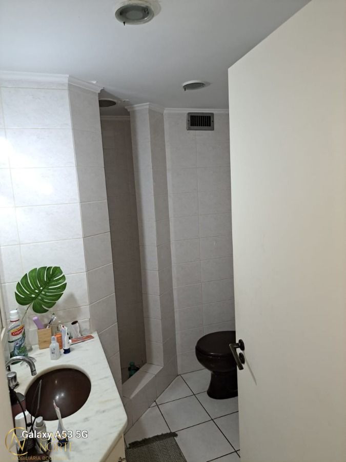 Apartamento à venda com 2 quartos, 95m², 1 suíte, 2 vagas, Rua General Neto no bairro Floresta em Porto Alegre