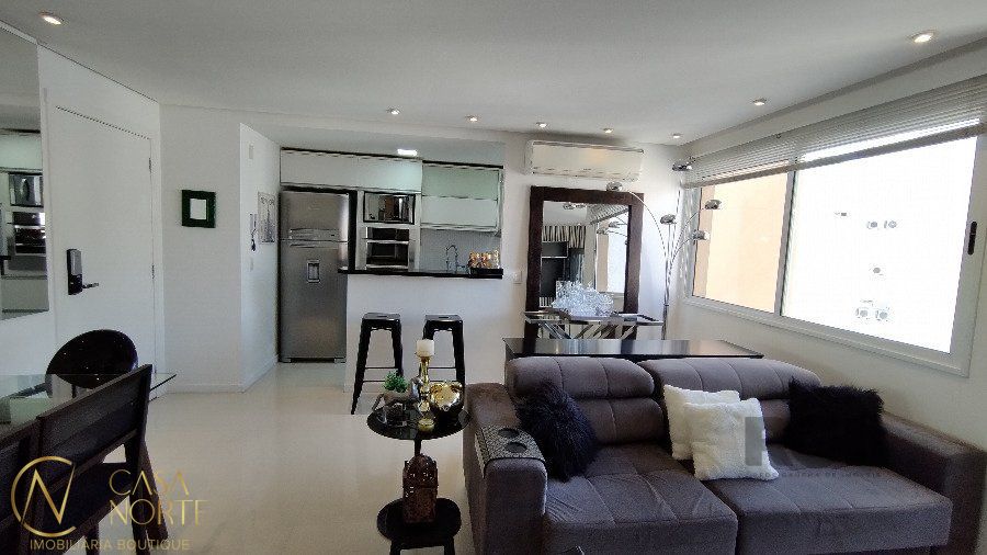 Apartamento à venda com 2 quartos, 65m², 1 suíte, 1 vaga, Avenida Dom Claudio José Gonçalves Ponce de Leao no bairro Vila Ipiranga em Porto Alegre
