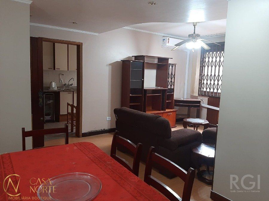 Apartamento à venda com 3 quartos, 103m², 1 suíte, 1 vaga, Rua General Souza Doca no bairro Petrópolis em Porto Alegre