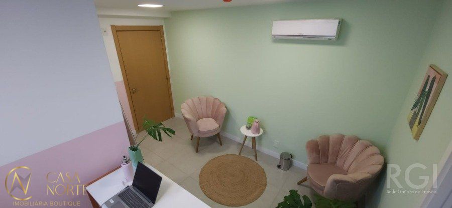 Sala Comercial à venda , 32m², Rua Gomes Jardim no bairro Santana em Porto Alegre