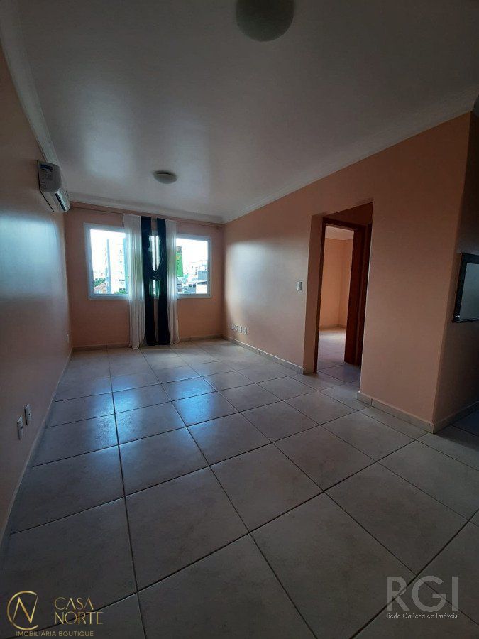 Apartamento à venda com 1 quarto, 45m², 1 vaga, Rua Domingos Crescencio no bairro Santana em Porto Alegre