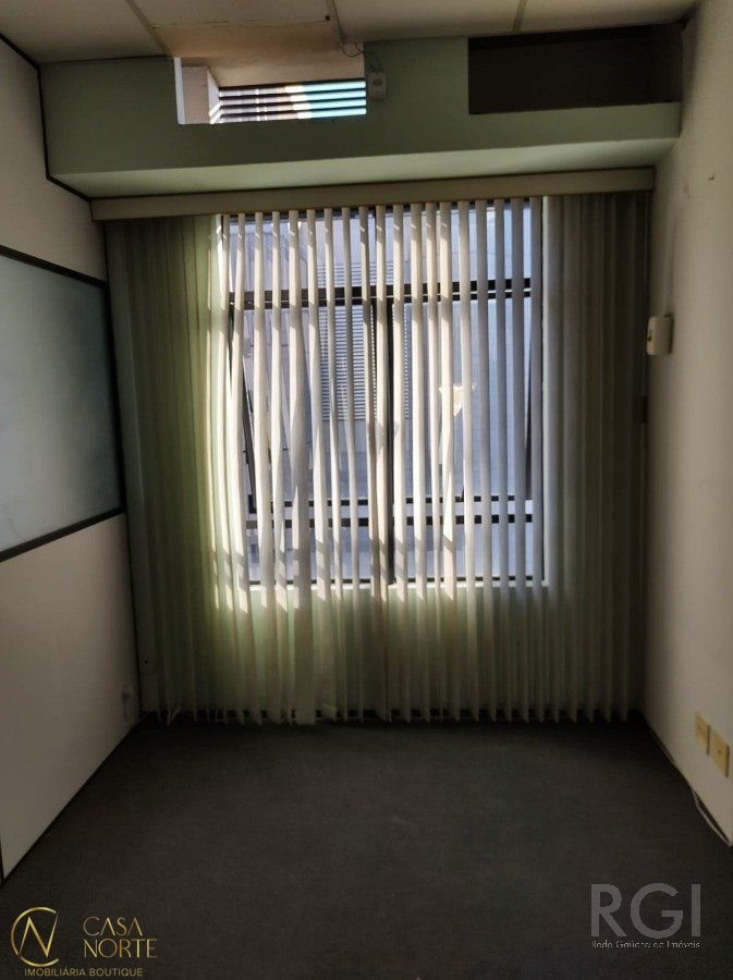 Sala Comercial à venda , 37m², Rua Carlos Silveira Martins Pacheco no bairro Cristo Redentor em Porto Alegre