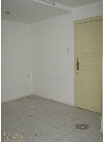 Sala Comercial à venda com 1 quarto, 45m², Rua Vigário José Inácio no bairro Centro Histórico em Porto Alegre