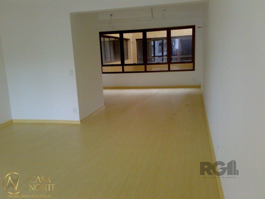 Sala Comercial à venda com 1 quarto, 56m², 1 vaga, Avenida Aureliano de Figueiredo Pinto no bairro Praia de Belas em Porto Alegre