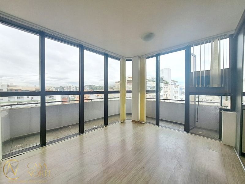 Sala Comercial à venda , 28m², Avenida Érico Veríssimo no bairro Menino Deus em Porto Alegre