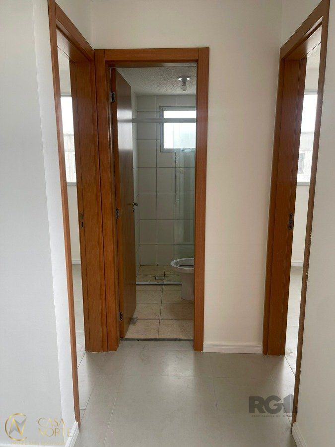Apartamento à venda com 2 quartos, 40m², 1 vaga, Avenida Juscelino Kubitschek de Oliveira no bairro Jardim Leopoldina em Porto Alegre