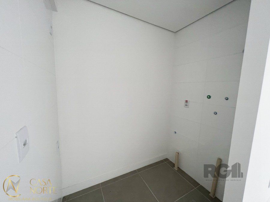 Apartamento à venda com 1 quarto, 30m², 1 vaga, Avenida João Pessoa no bairro Santana em Porto Alegre