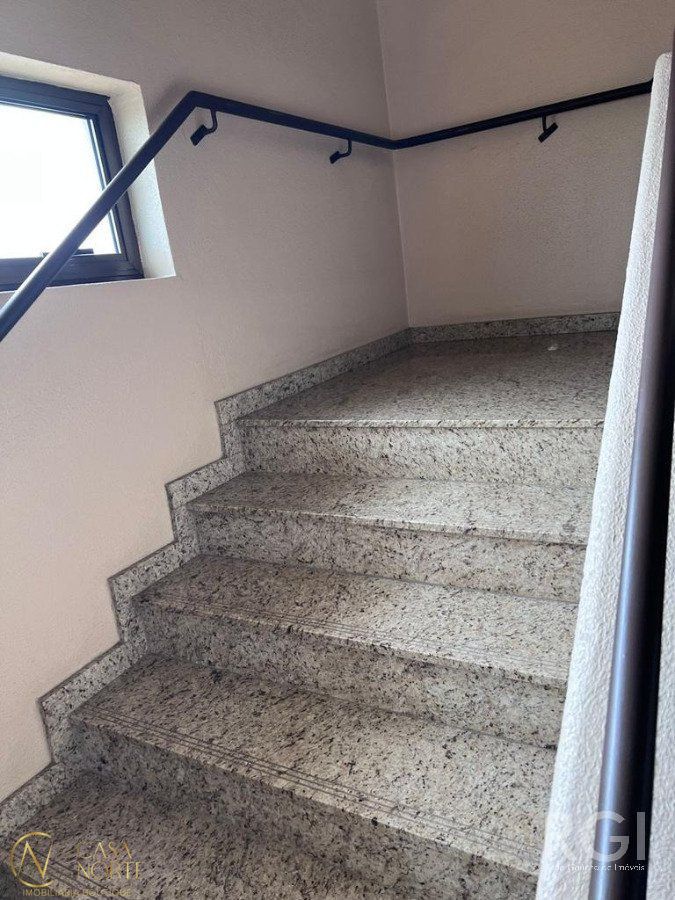 Apartamento à venda com 1 quarto, 32m², Avenida Ipiranga no bairro Azenha em Porto Alegre