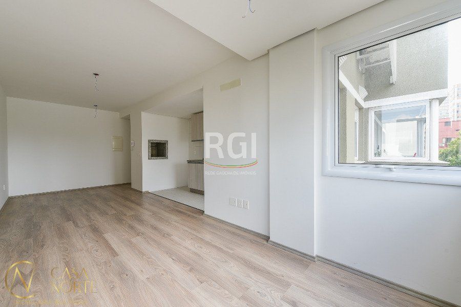 Apartamento à venda com 2 quartos, 64m², 2 vagas, Rua Castro Alves no bairro Independência em Porto Alegre
