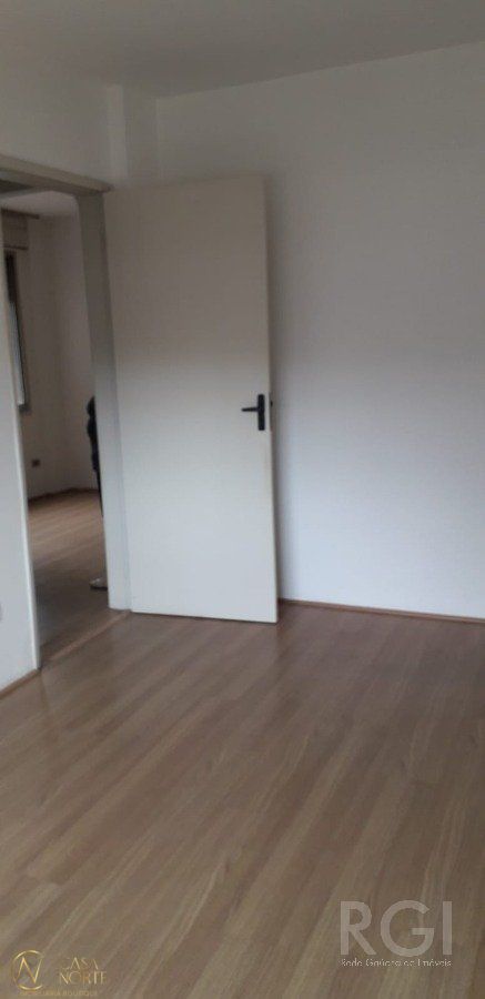 Apartamento à venda com 2 quartos, 60m², 1 vaga, Rua Doutor Campos Velho no bairro Cristal em Porto Alegre