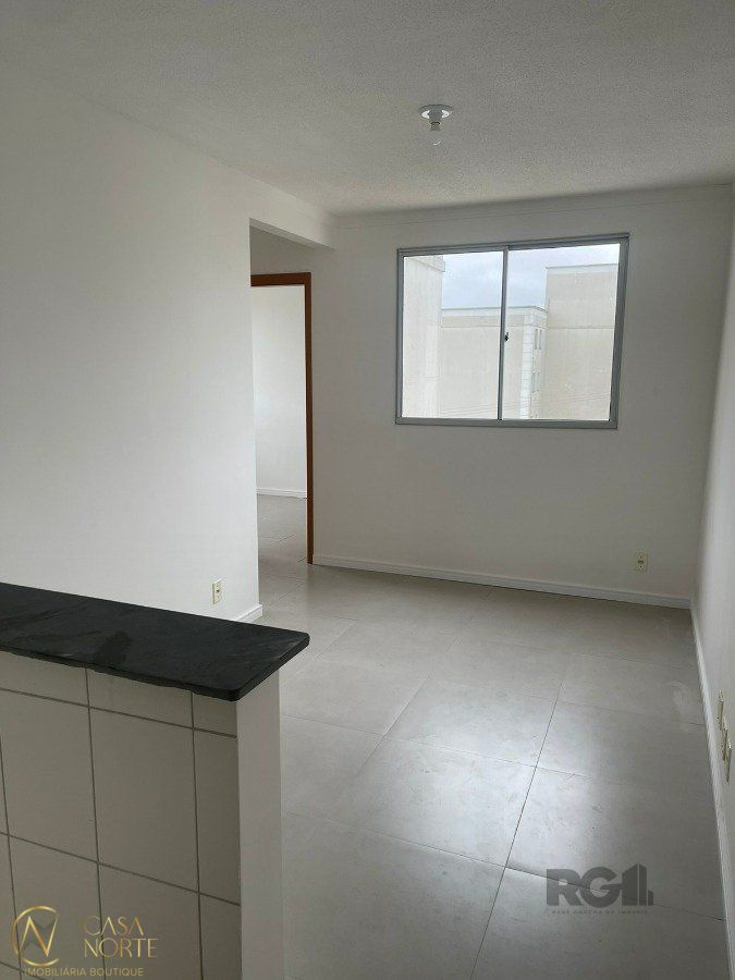 Apartamento à venda com 2 quartos, 40m², 1 vaga, Avenida Juscelino Kubitschek de Oliveira no bairro Jardim Leopoldina em Porto Alegre