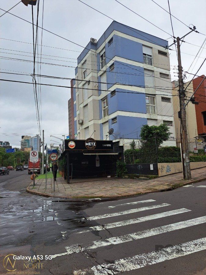 Apartamento à venda com 1 quarto, 32m², Rua Liberdade no bairro Rio Branco em Porto Alegre