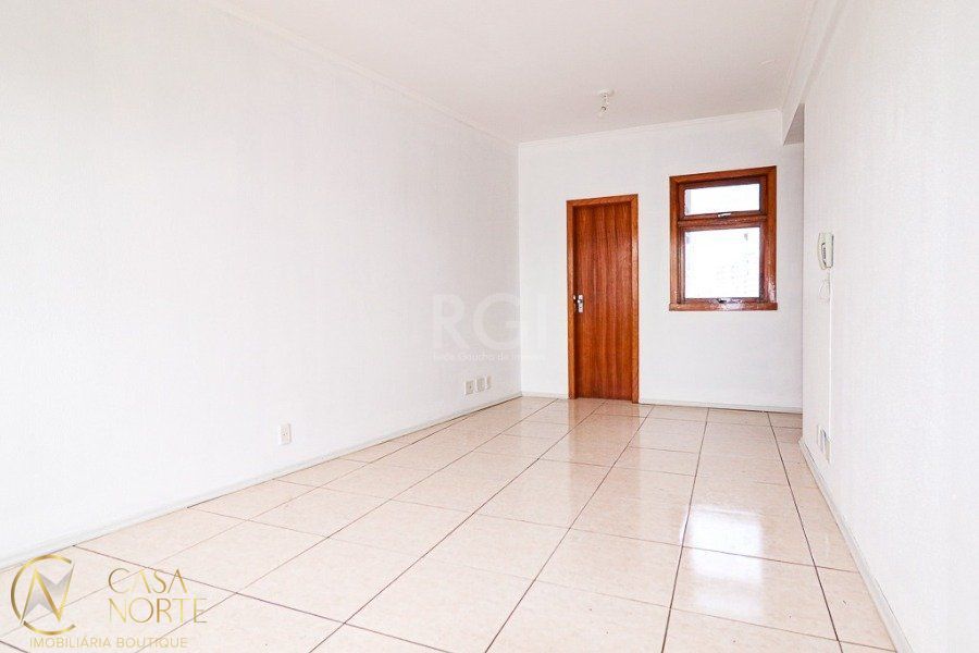 Sala Comercial à venda , 30m², Rua Onofre Pires no bairro Azenha em Porto Alegre