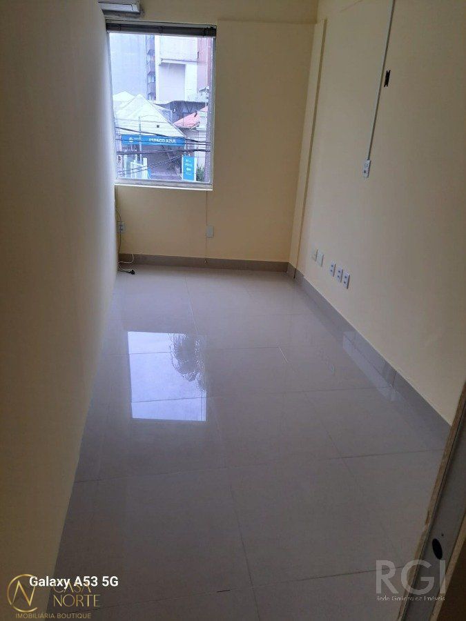 Sala Comercial à venda , 47m², Rua José de Alencar no bairro Menino Deus em Porto Alegre