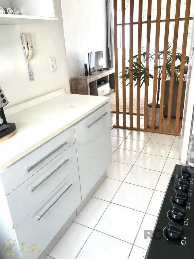 Apartamento à venda com 2 quartos, 49m², 1 vaga, Rua Portal dos Pinheiros no bairro Lomba do Pinheiro em Porto Alegre