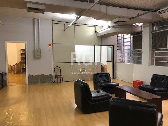 Prédio Comercial à venda , 508m², 4 vagas, Rua Conde de Porto Alegre no bairro Floresta em Porto Alegre