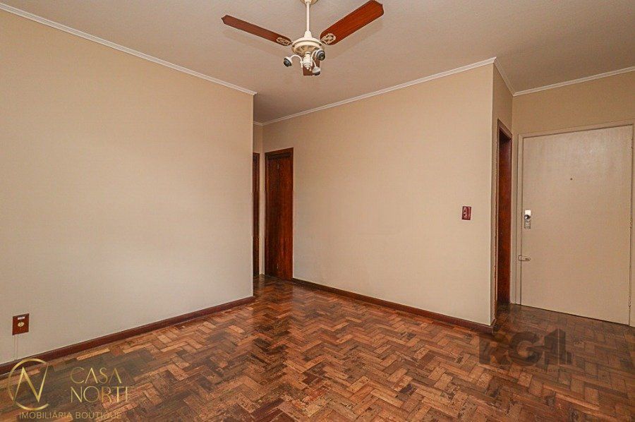 Apartamento à venda com 2 quartos, 50m², 1 vaga, Avenida Chui no bairro Cristal em Porto Alegre