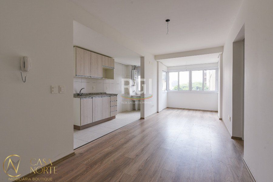 Apartamento à venda com 2 quartos, 64m², 2 vagas, Rua Castro Alves no bairro Independência em Porto Alegre