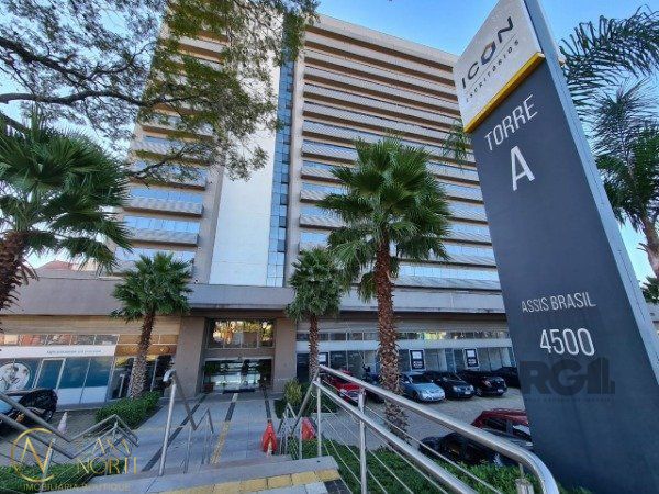 Sala Comercial à venda , 26m², Avenida Assis Brasil no bairro São Sebastião em Porto Alegre