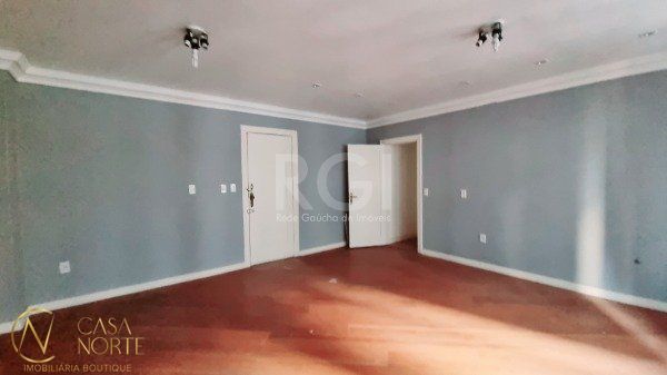 Sala Comercial à venda com 3 quartos, 98m², Rua Marechal Floriano Peixoto no bairro Centro Histórico em Porto Alegre