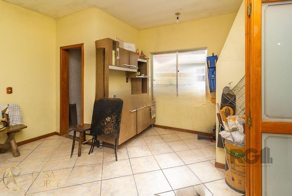 Casa à venda com 3 quartos, 107m², 1 suíte, 1 vaga, Avenida Professor Oscar Pereira no bairro Glória em Porto Alegre