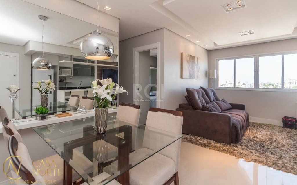 Apartamento à venda com 2 quartos, 54m², 1 vaga, Rua Antônio Joaquim Mesquita no bairro Passo da Areia em Porto Alegre